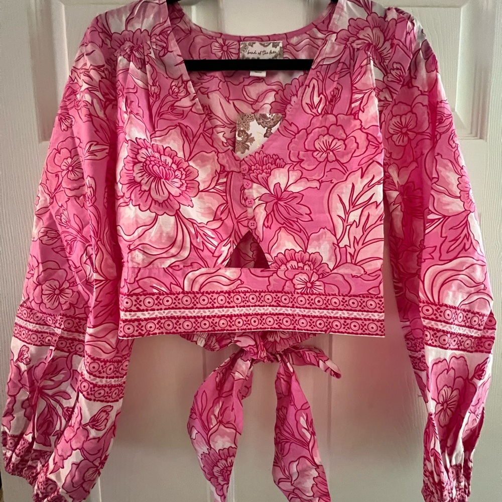 Band of the free pink floral crop top